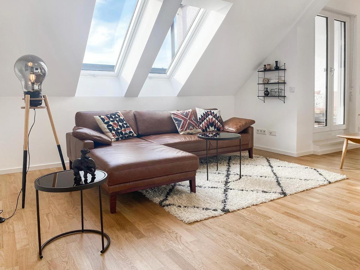 Modern & Stylisch - Penthouse-Feeling Nahe Flughafen Muenchen Apartman Freising Kültér fotó