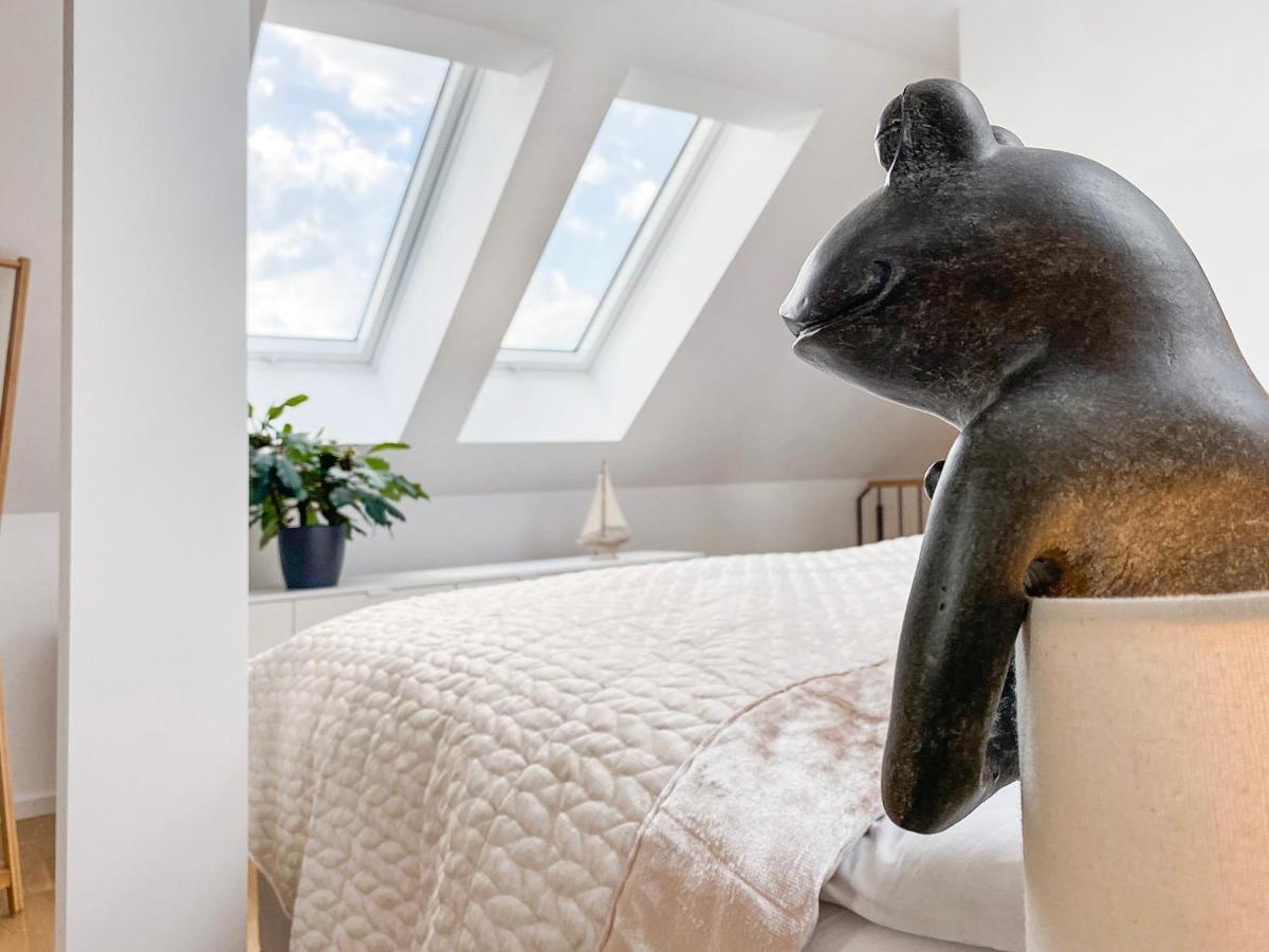 Modern & Stylisch - Penthouse-Feeling Nahe Flughafen Muenchen Apartman Freising Kültér fotó