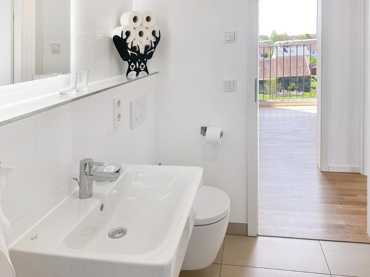 Modern & Stylisch - Penthouse-Feeling Nahe Flughafen Muenchen Apartman Freising Kültér fotó